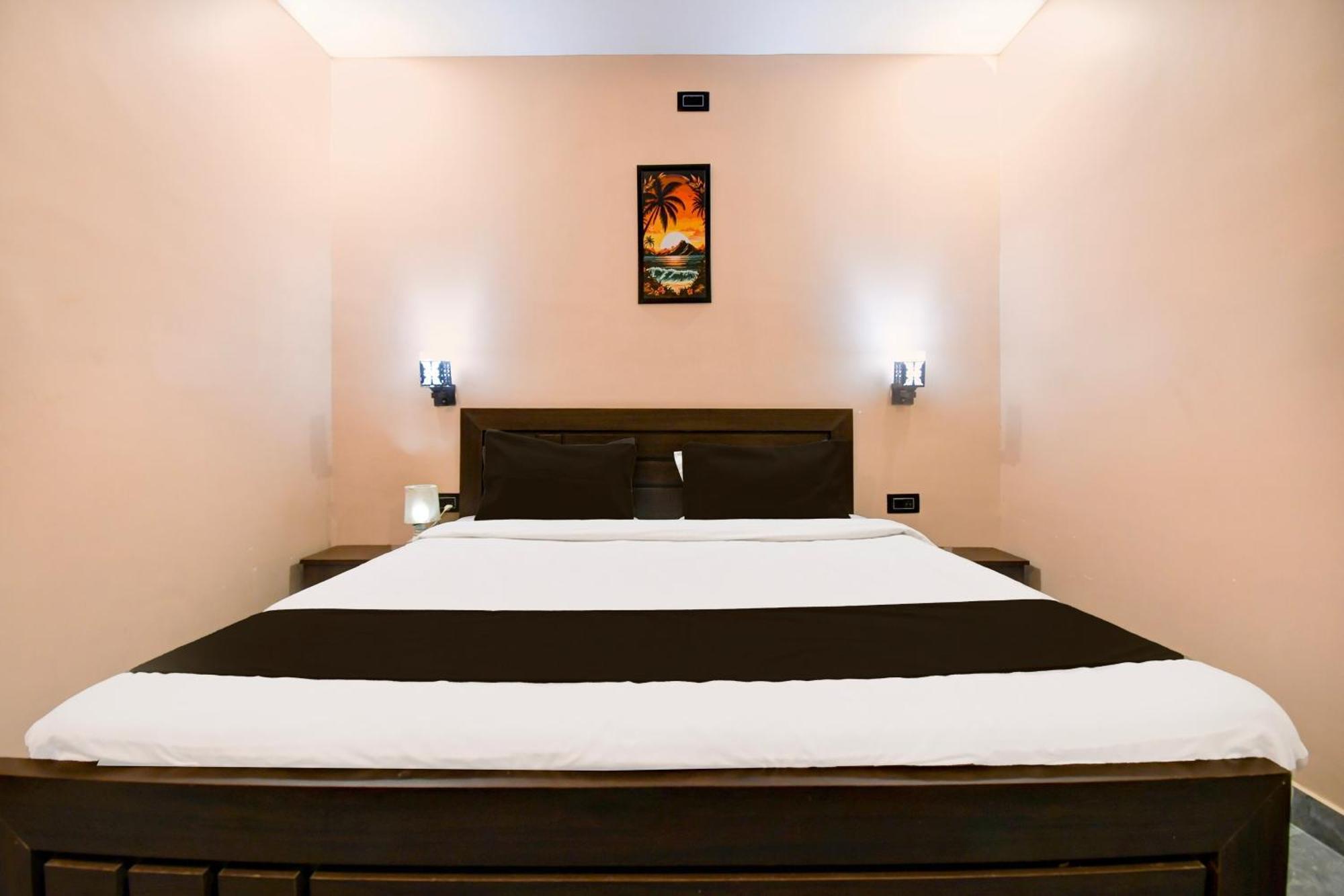 Hotel O M H Club And Resorts Ранчи Екстериор снимка